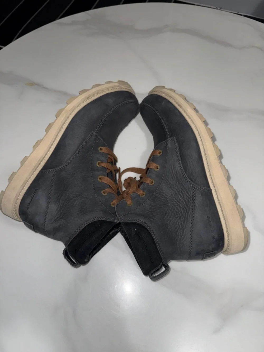 Sorel Men's Black High-Top Boots with Brown Laces